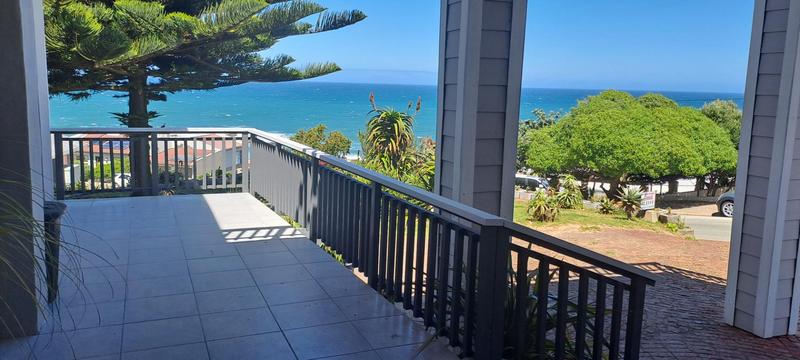 5 Bedroom Property for Sale in Jongensfontein Western Cape